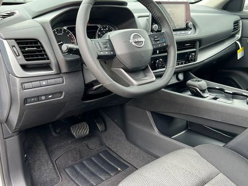 New 2026 Nissan Rogue SV w/ Cold Weather Package AWD/4WD image 13