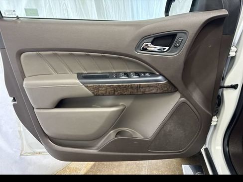 Certified 2022 GMC Canyon Denali AWD/4WD image 19