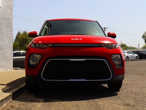 Used 2022 Kia Soul LX w/ Technology Package FWD image 17