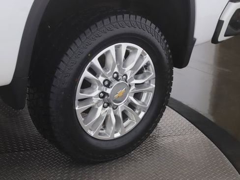 Used 2022 Chevrolet Silverado 2500 High Country w/ Safety Package II AWD/4WD image 14