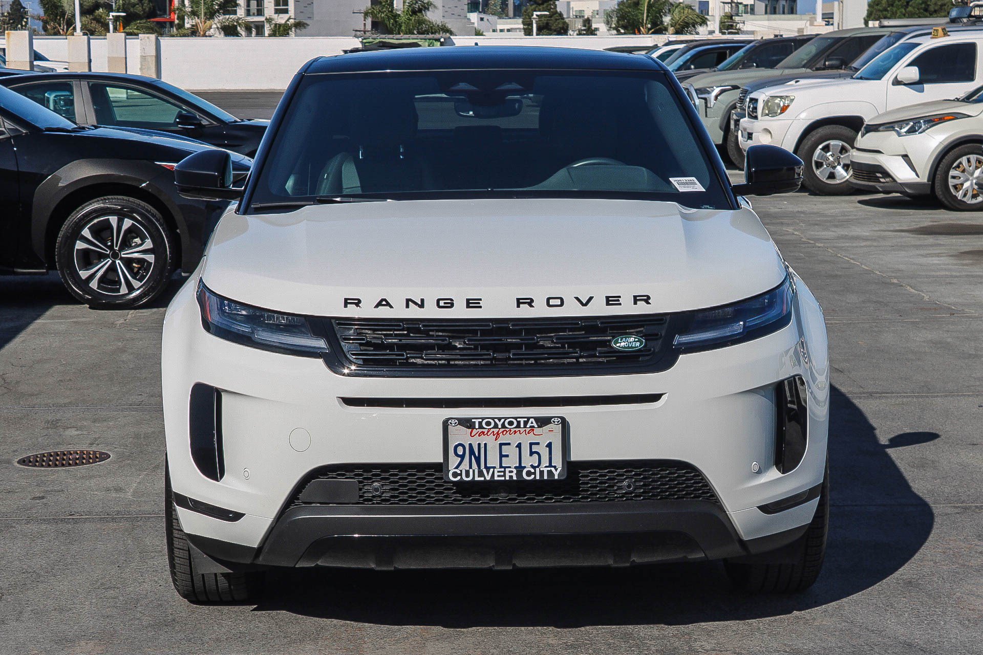Used 2024 Land Rover Range Rover Evoque S AWD/4WD image 2