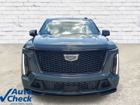 Used 2026 Cadillac Escalade V w/ LPO, ONYX Package AWD/4WD image 6