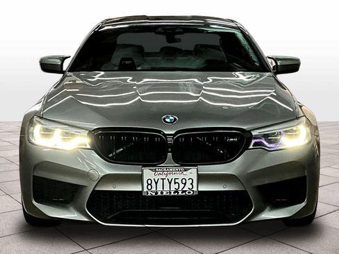Used 2018 BMW M5 image 3
