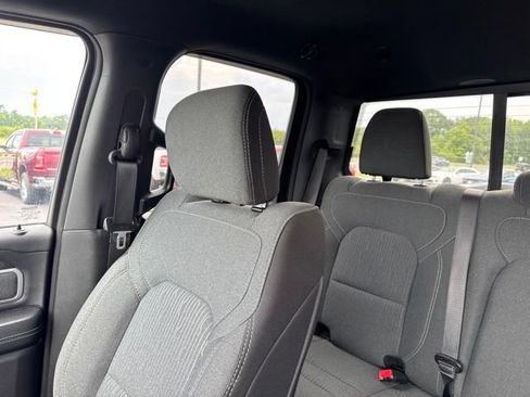 Used 2022 RAM 1500 Big Horn AWD/4WD image 33