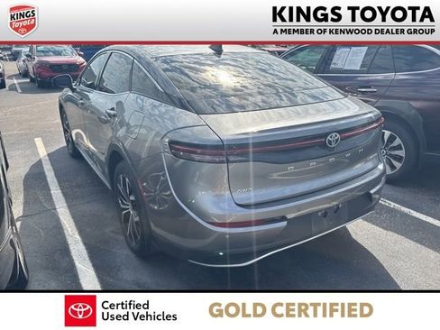 Used 2023 Toyota Crown AWD/4WD image 5