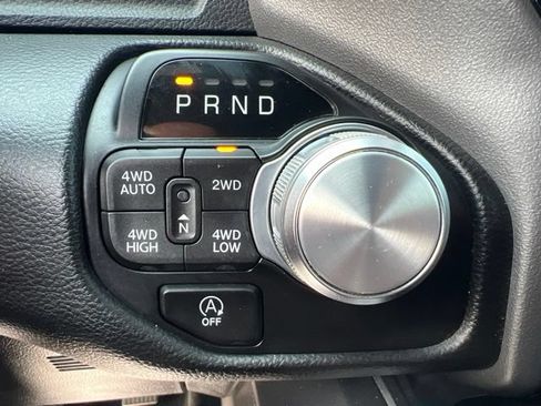 Used 2023 RAM 1500 Laramie AWD/4WD image 25