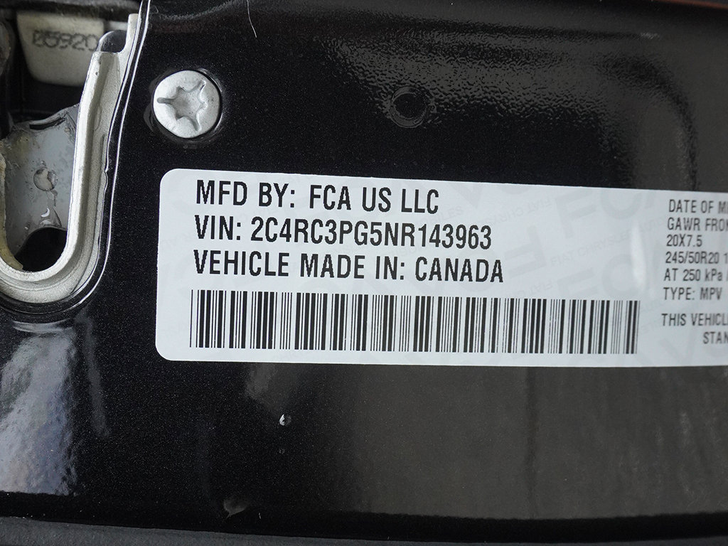 Used 2022 Chrysler Pacifica Pinnacle AWD/4WD image 65