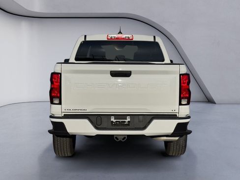 Used 2024 Chevrolet Colorado LT image 4