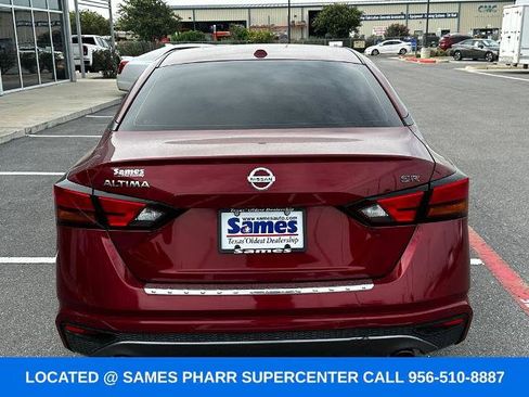 Used 2022 Nissan Altima 2.5 SR FWD image 8