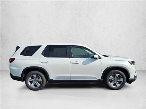 New 2025 Honda Pilot EX-L image 4