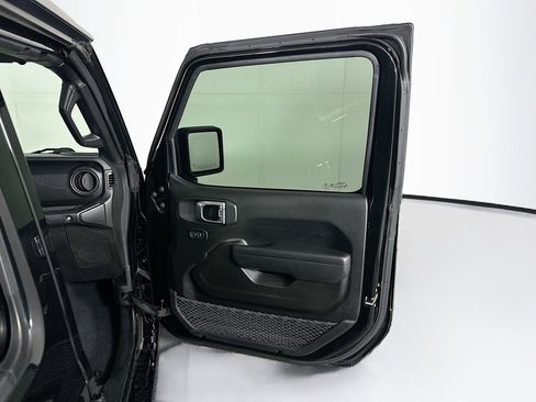 Used 2022 Jeep Wrangler Unlimited Sport AWD/4WD image 30