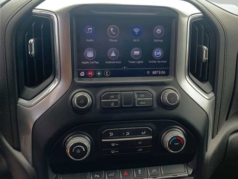 Used 2022 Chevrolet Silverado 2500 LT AWD/4WD image 33