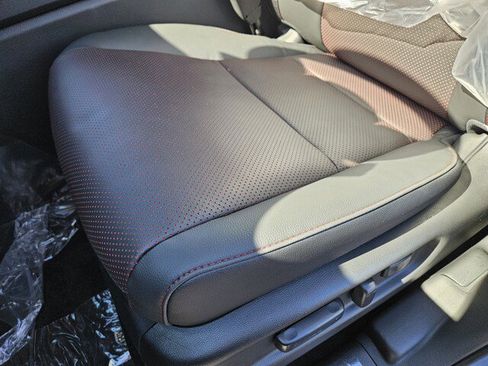 New 2026 Honda Ridgeline Black Edition image 8