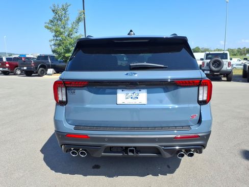 New 2026 Ford Explorer ST w/ Sun And Sound Package AWD/4WD image 4