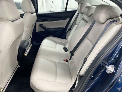 Used 2023 MAZDA MAZDA3 s image 23