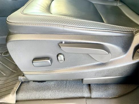 Used 2022 GMC Canyon AT4 image 43