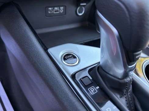 Used 2024 Nissan Altima 2.5 SV image 15