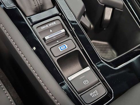 New 2025 Honda Accord Touring image 11