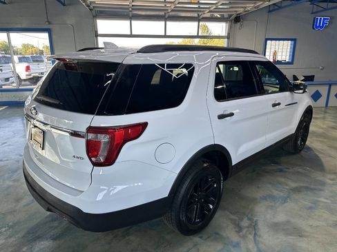 Used 2017 Ford Explorer 4WD image 9