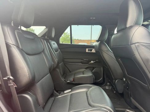 Used 2021 Ford Explorer ST w/ ST Street Pack AWD/4WD image 39