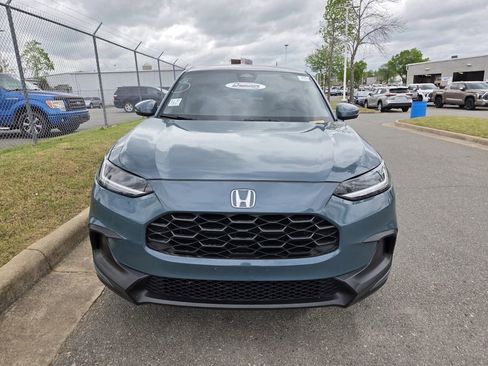 Used 2025 Honda HR-V LX image 2