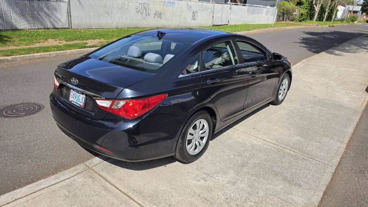 Used 2012 Hyundai Sonata GLS FWD image 5