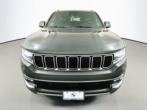Used 2022 Jeep Wagoneer Series II w/ Premium Group I image 2