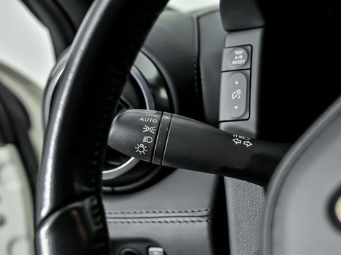 Used 2019 Nissan GT-R Premium AWD/4WD image 27