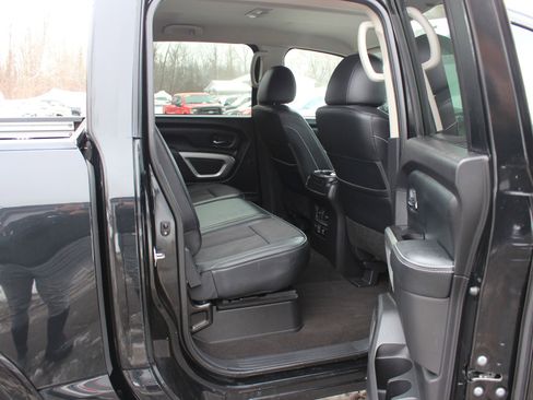Used 2019 Nissan Titan PRO-4X w/ Pro-4x Utility Package image 42