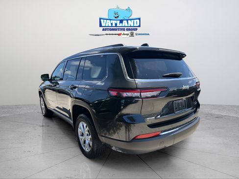 Certified 2023 Jeep Grand Cherokee L Limited RWD image 6