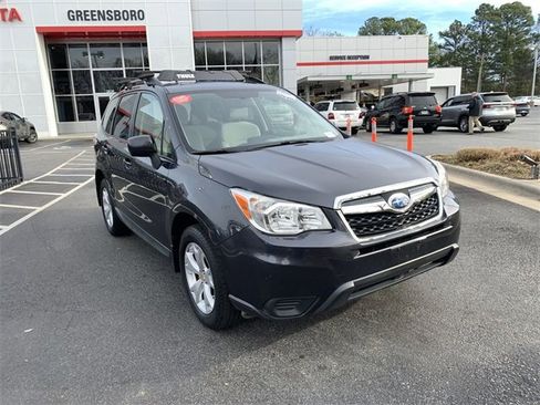 Used 2015 Subaru Forester 2.5i Premium w/ All-Weather Package image 2