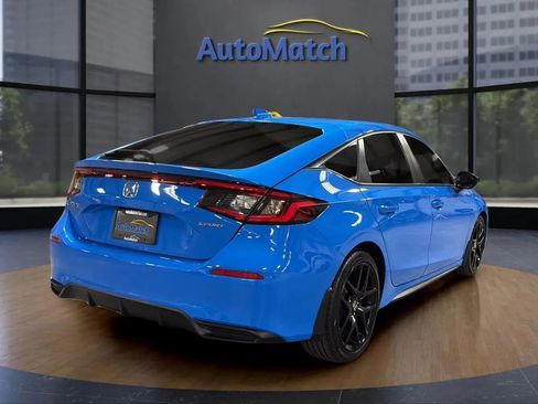 Used 2025 Honda Civic Sport image 10