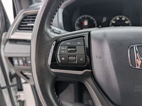 Used 2025 Honda Odyssey Sport-L image 14