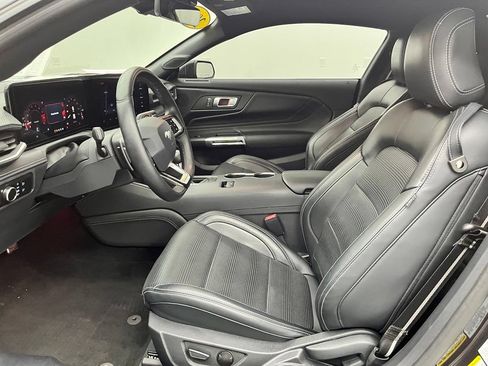 Used 2024 Ford Mustang GT Premium RWD image 18