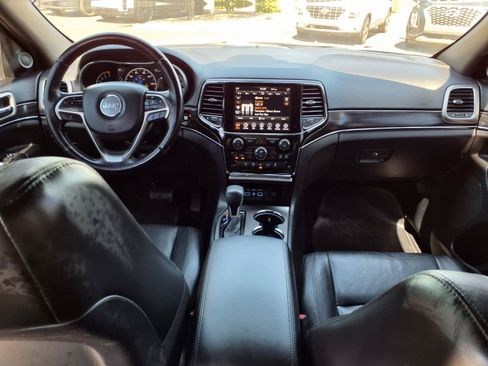 Used 2020 Jeep Grand Cherokee Limited RWD image 18