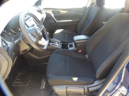 Used 2020 Nissan Rogue Sport S FWD image 13