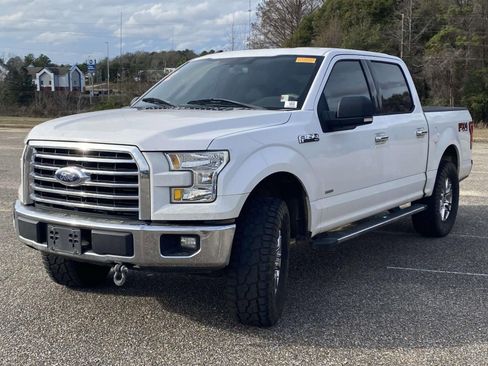 Used 2016 Ford F150 XLT w/ Equipment Group 302A Luxury image 3