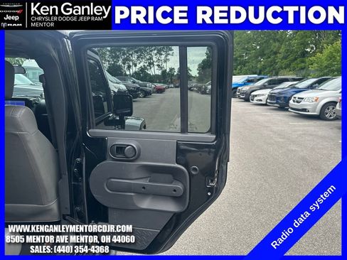 Used 2007 Jeep Wrangler Unlimited Sahara AWD/4WD image 19