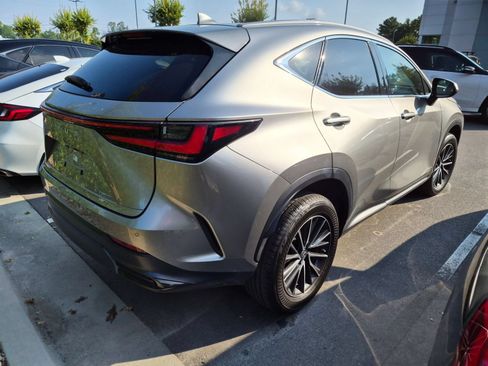 Used 2022 Lexus NX 350 AWD image 2
