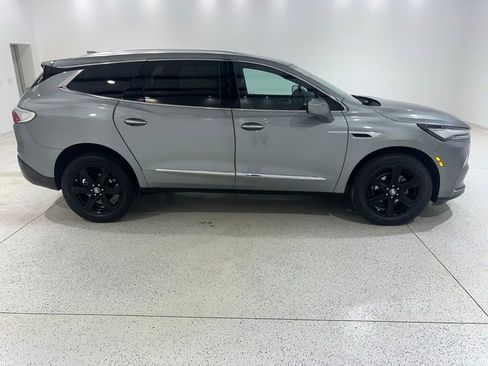 Used 2023 Buick Enclave Essence w/ Sport Touring Edition FWD image 6