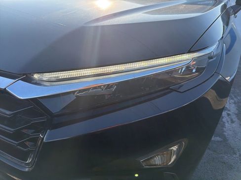 Certified 2024 Honda CR-V EX image 9