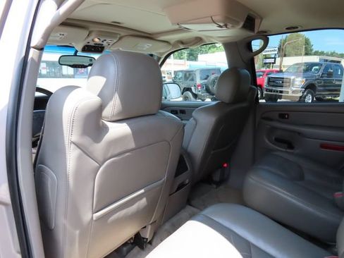 Used 2006 Chevrolet Tahoe LT w/ LT Preferred Equipment Group AWD/4WD image 14