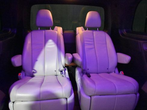 Used 2016 Mercedes-Benz Metris Passenger image 34