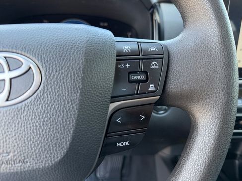 Used 2025 Toyota Camry LE image 20