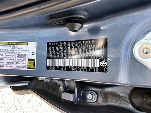 Used 2025 Toyota Corolla LE FWD image 18