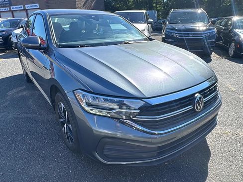 Used 2024 Volkswagen Jetta S FWD image 3