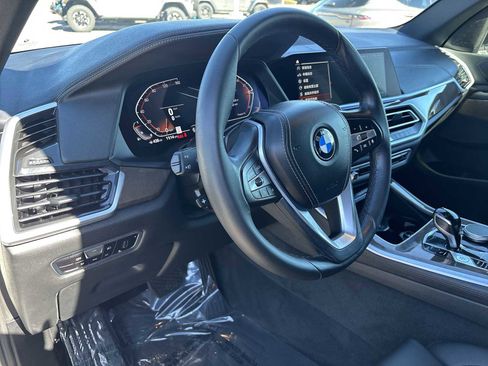 Used 2022 BMW X5 xDrive40i image 2
