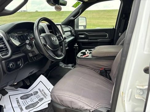 Used 2024 RAM 2500 Big Horn AWD/4WD image 13