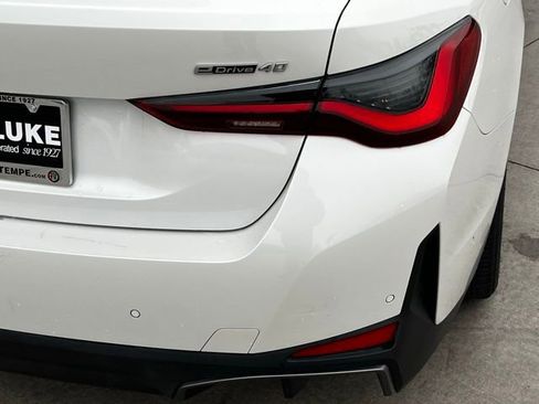 Used 2025 BMW i4 eDrive40 image 10