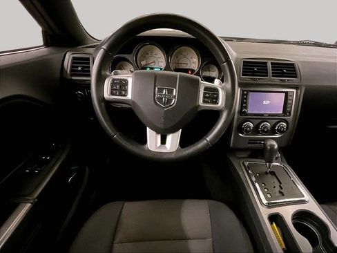 Used 2014 Dodge Challenger R/T w/ Electronics Convenience Group RWD image 6
